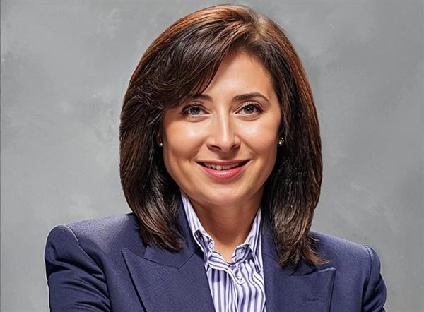 منال عبد الرازق رئيسًا لمجلس إدارة كونتكت المالية القابضة